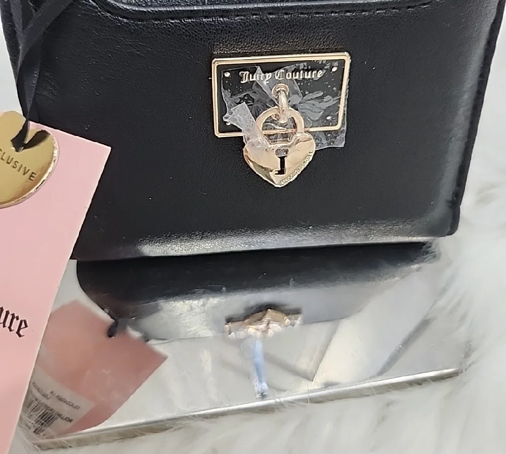 🖤🔹️Juicy Couture 🔹️rolling On Black Pull Out Card Case Wallet